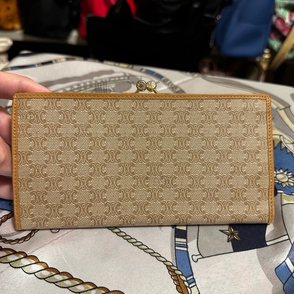 CELINE WALLET - Picture 12 of 15